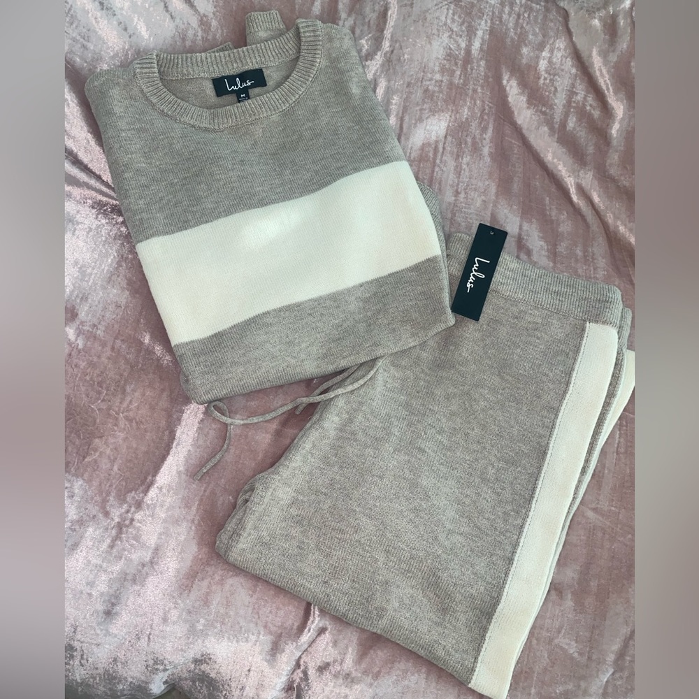 Lulus tan and white striped knit sweater set with joggers NWT never worn